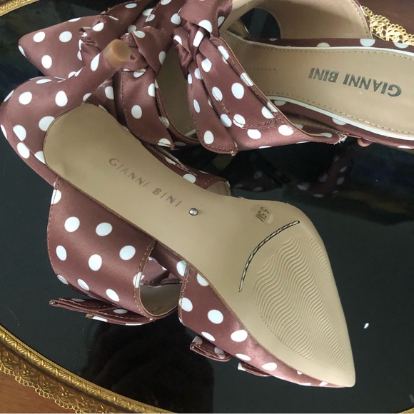 NWOB Vintage Gianni Bini Satin Polka Dot Heeled Mules - Picture 12 of 12